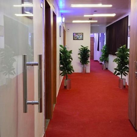 Hotel Royal Relax 간디나가르 외부 사진